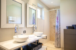 Au petit Mas. Location maison avec piscine à St rémy de provence