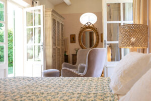 Au petit Mas. Location maison avec piscine à St rémy de provence