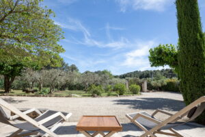Au petit Mas. Location maison avec piscine à St rémy de provence