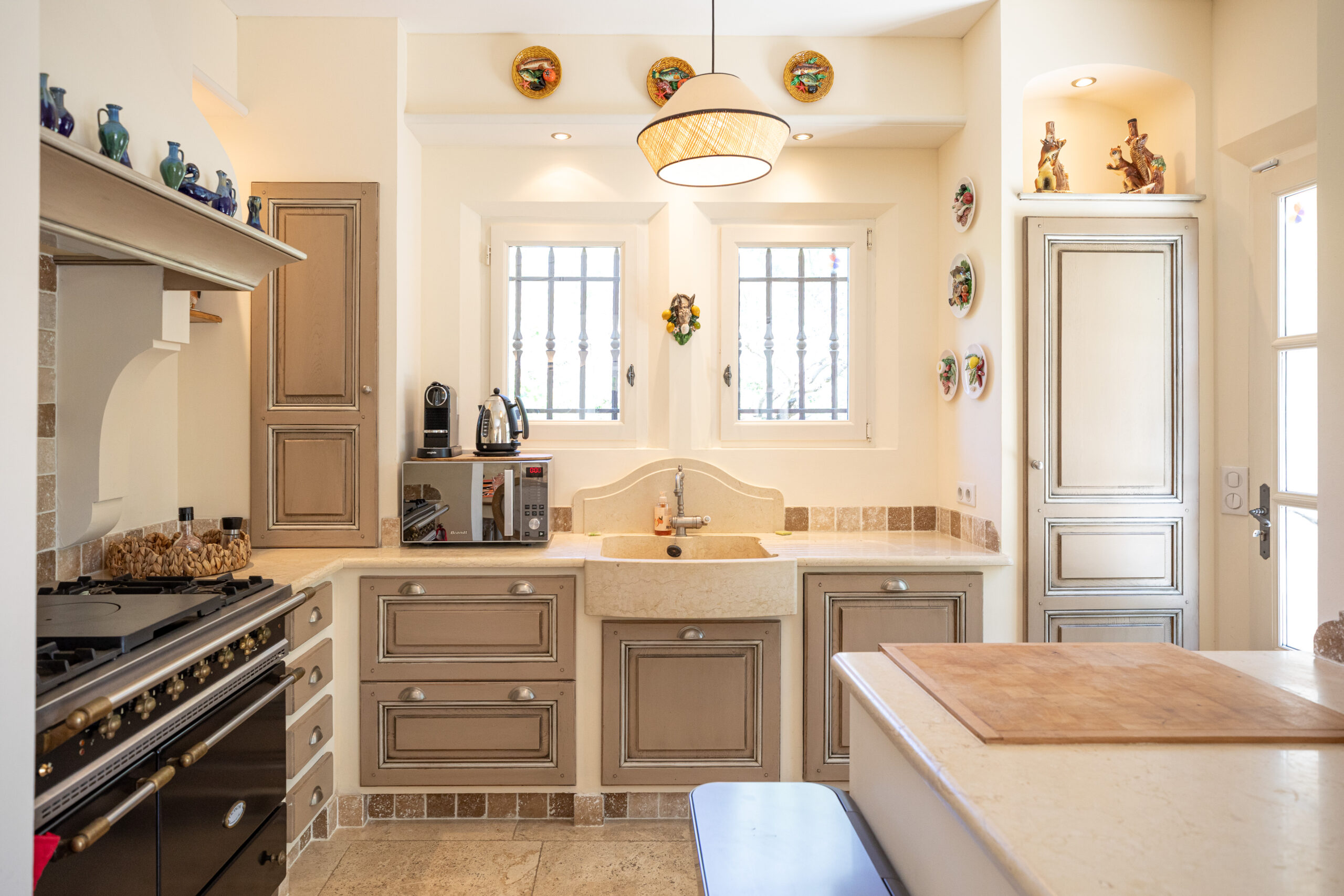 Au petit Mas. Location maison avec piscine à St rémy de provence