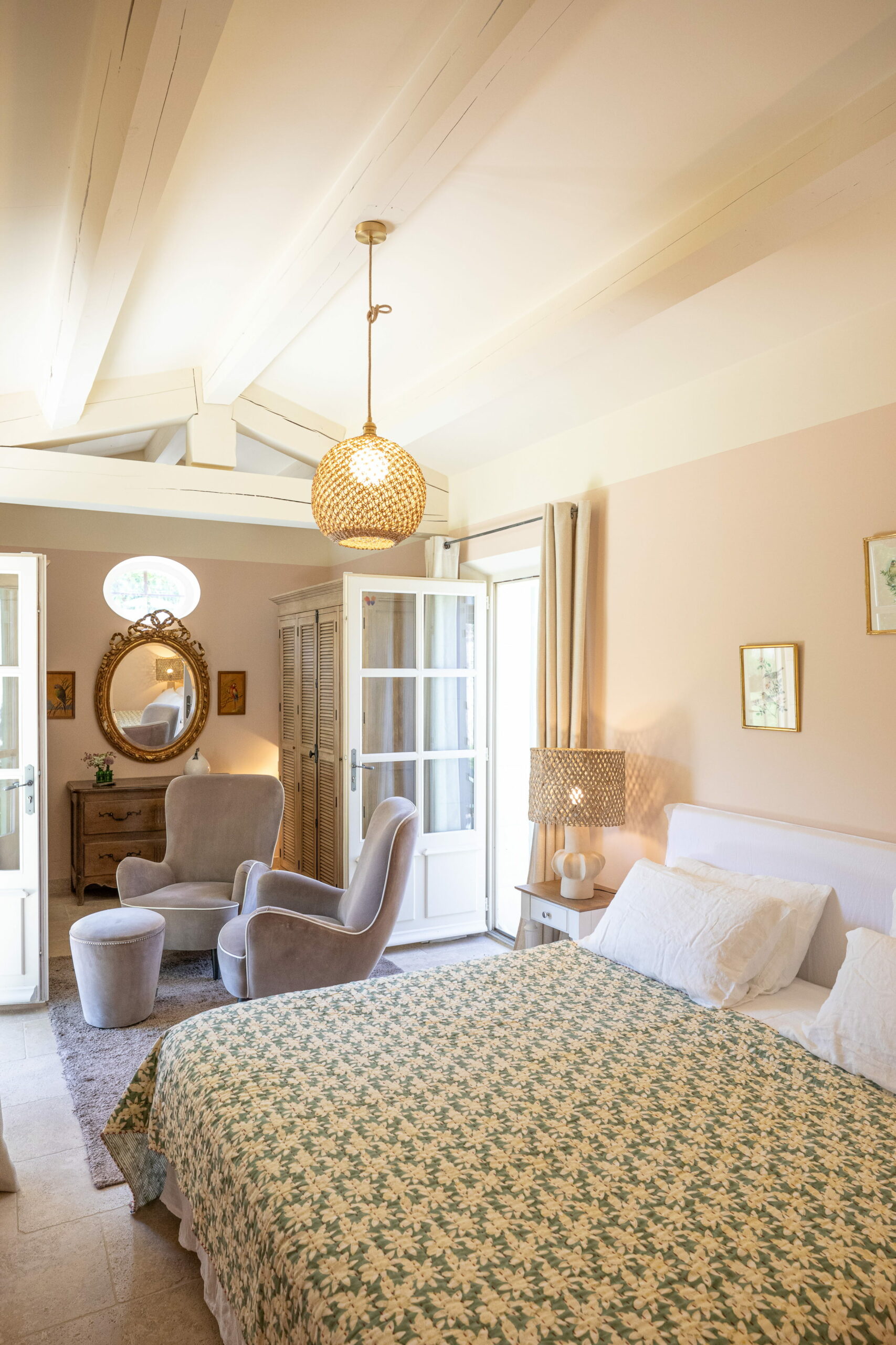 Au petit Mas. Location maison avec piscine à St rémy de provence